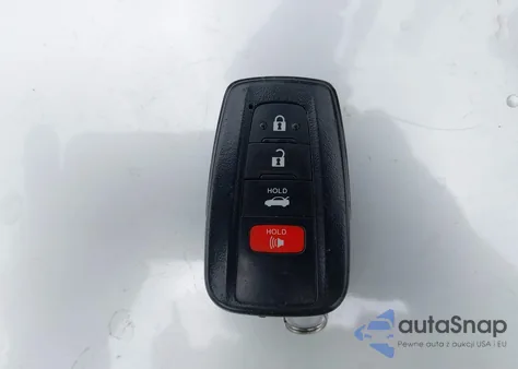 2021 Toyota Camry Xse V6 z USA, uszkodzony, nr VIN 4T1KZ1AK6MU055986